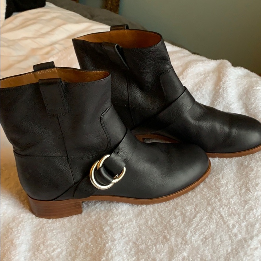 FRYE Ricki Ring Strap Booties